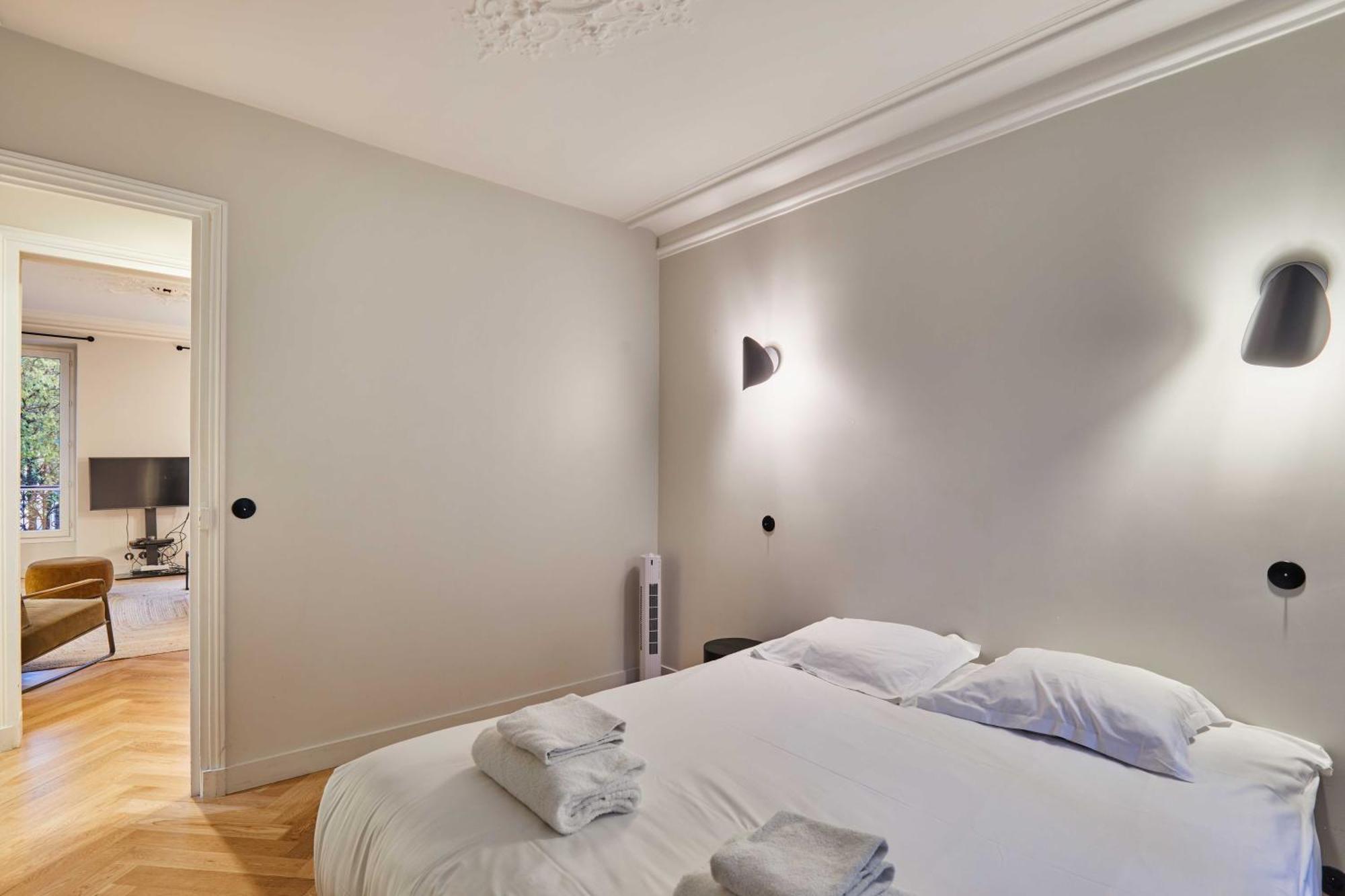 Magnificent Apartment - 3Br- 8P - Batignolles Paris Dış mekan fotoğraf